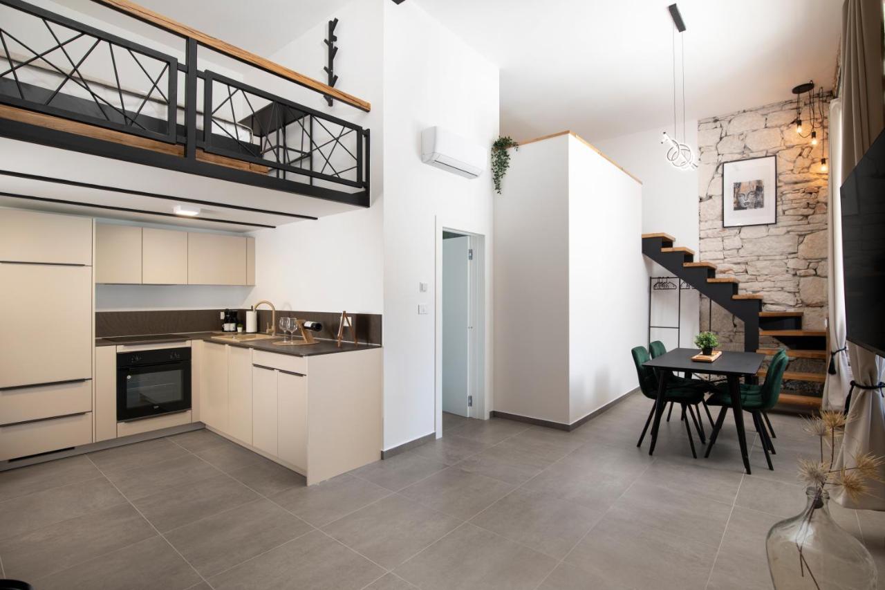 K- Apartments Pula Zewnętrze zdjęcie